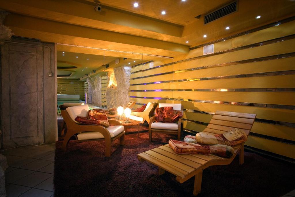 Hotel Regina 산마르티노디카스트로차 외부 사진